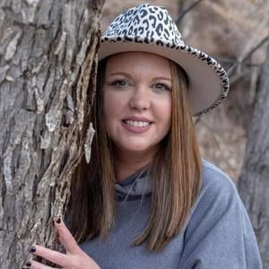 Meet your Posher, Mindy